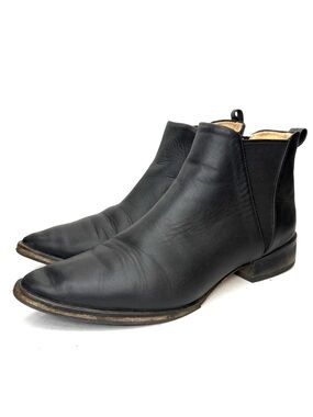 Poppy Barley Black Low Rise Ankle Boots | 9.5